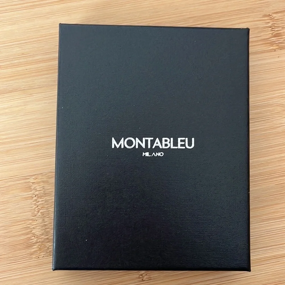 Brand New Montableu Carbon Black Slim Minimalist Wallet w/ Money Clip Executive